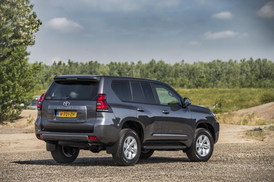  Toyota Land Cruiser Challenger 2019 года  (NL) (фото 2 из 6)
